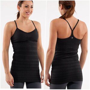 Lululemon Fitted Racerback Tank w/Bra Black 6 NWOT